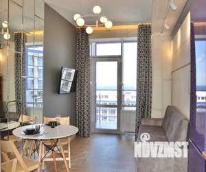 Студия квартира, посуточно, 35м2, 8/10 этаж