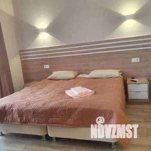 1-к квартира, посуточно, 43м2, 4/7 этаж