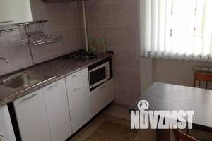 1-к квартира, посуточно, 33м2, 4/6 этаж