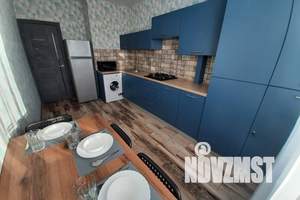 1-к квартира, посуточно, 42м2, 4/10 этаж