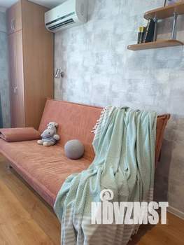 Студия квартира, посуточно, 17м2, 3/3 этаж