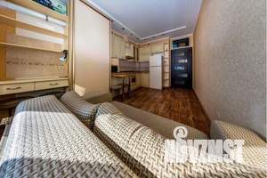 1-к квартира, посуточно, 40м2, 6/10 этаж