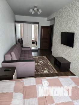 1-к квартира, посуточно, 42м2, 9/10 этаж