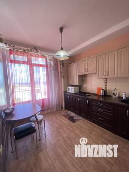 1-к квартира, посуточно, 46м2, 8/10 этаж
