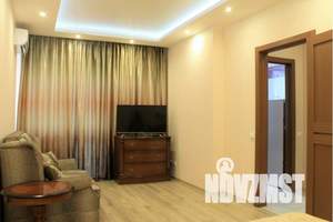 1-к квартира, посуточно, 42м2, 4/10 этаж