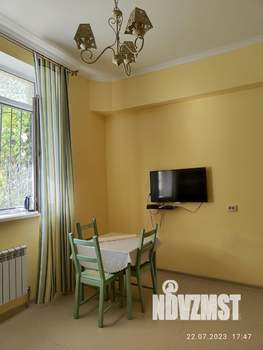 Студия квартира, посуточно, 25м2, 1/5 этаж