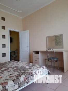 1-к квартира, посуточно, 44м2, 2/6 этаж