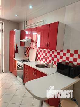 1-к квартира, посуточно, 42м2, 2/10 этаж