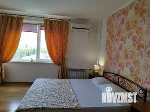 1-к квартира, посуточно, 42м2, 7/9 этаж