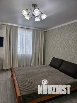 Студия квартира, посуточно, 32м2, 5/8 этаж
