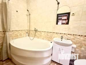 1-к квартира, посуточно, 40м2, 5/13 этаж