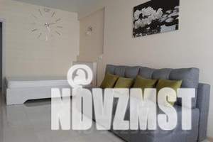 1-к квартира, посуточно, 49м2, 7/10 этаж