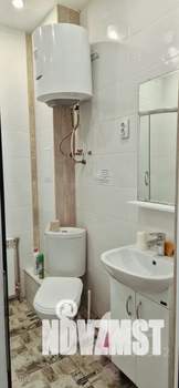 Студия квартира, посуточно, 35м2, 2/3 этаж