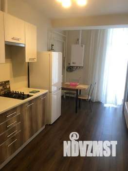 1-к квартира, посуточно, 42м2, 9/10 этаж