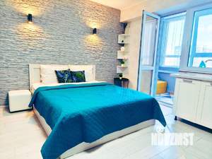 Студия квартира, посуточно, 33м2, 6/8 этаж