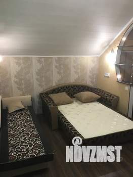 Студия квартира, посуточно, 35м2, 2/2 этаж