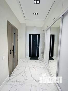 Студия квартира, посуточно, 42м2, 9/10 этаж