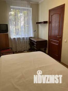 1-к квартира, посуточно, 40м2, 2/4 этаж