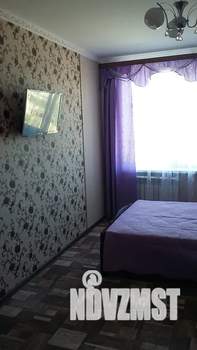 1-к квартира, посуточно, 40м2, 4/6 этаж