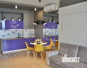 Студия квартира, посуточно, 43м2, 8/10 этаж