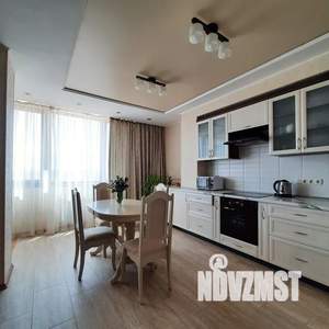 2-к квартира, посуточно, 60м2, 11/12 этаж