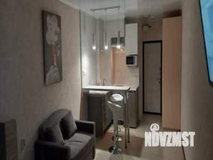 Студия квартира, посуточно, 33м2, 1/5 этаж