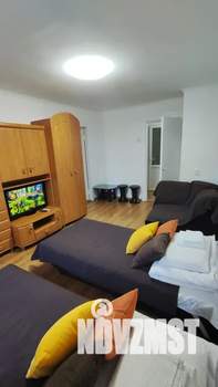 2-к квартира, посуточно, 45м2, 1/5 этаж