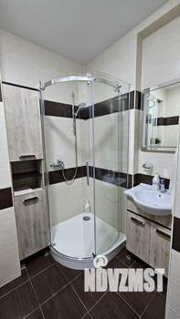 1-к квартира, посуточно, 42м2, 9/16 этаж