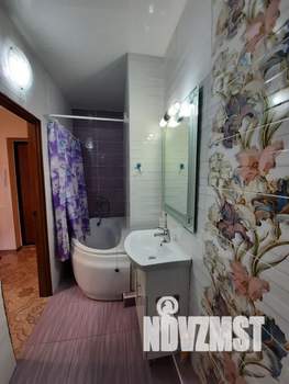 1-к квартира, посуточно, 43м2, 4/10 этаж