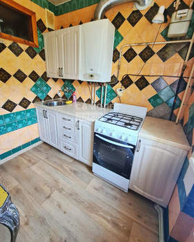 3-к квартира, на длительный срок, 56м2, 3/5 этаж