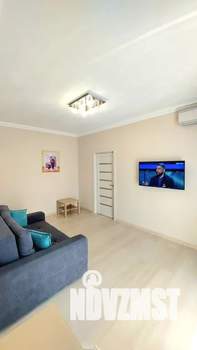 2-к квартира, посуточно, 40м2, 3/3 этаж