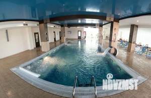 Студия квартира, посуточно, 42м2, 3/9 этаж