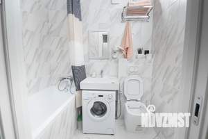 2-к квартира, посуточно, 45м2, 5/5 этаж