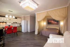 1-к квартира, посуточно, 53м2, 4/10 этаж