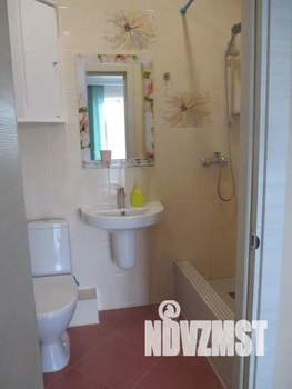 Студия квартира, посуточно, 30м2, 1/3 этаж