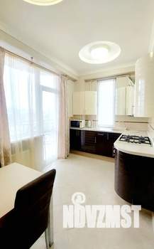 1-к квартира, посуточно, 52м2, 9/10 этаж