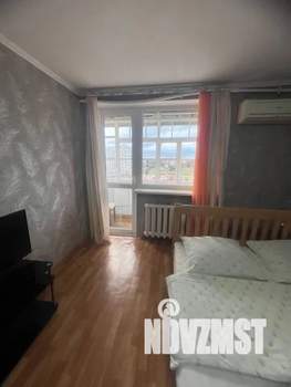 1-к квартира, посуточно, 35м2, 5/5 этаж