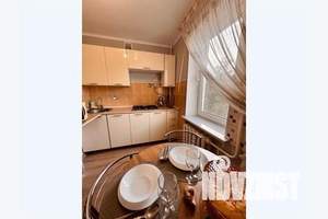 3-к квартира, посуточно, 67м2, 2/5 этаж