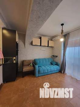 Студия квартира, посуточно, 22м2, 2/6 этаж