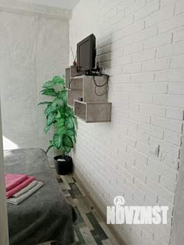 Студия квартира, посуточно, 27м2, 2/3 этаж
