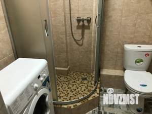 1-к квартира, посуточно, 32м2, 7/10 этаж