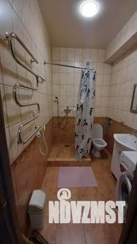 Студия квартира, посуточно, 32м2, 2/5 этаж