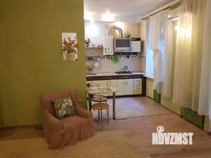 1-к квартира, посуточно, 40м2, 1/2 этаж