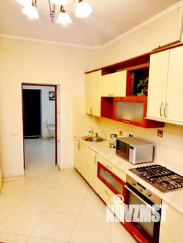 1-к квартира, на длительный срок, 70м2, 6/9 этаж