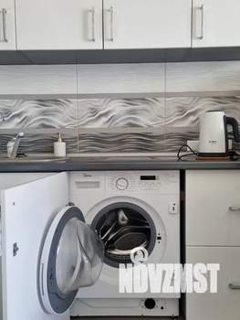 1-к квартира, посуточно, 37м2, 3/10 этаж