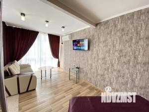 1-к квартира, посуточно, 40м2, 2/10 этаж