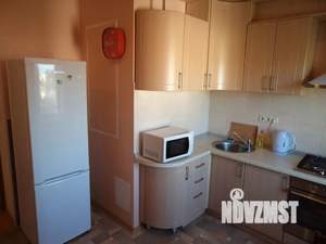 2-к квартира, посуточно, 56м2, 4/4 этаж