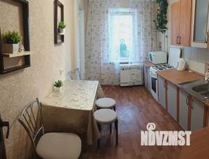 4-к квартира, посуточно, 90м2, 2/9 этаж