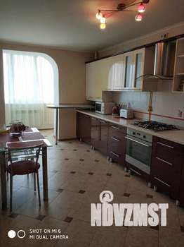 2-к квартира, посуточно, 65м2, 2/6 этаж