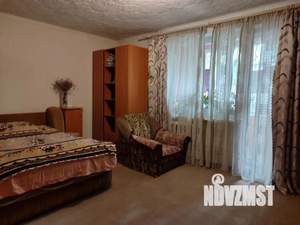 1-к квартира, посуточно, 35м2, 2/5 этаж